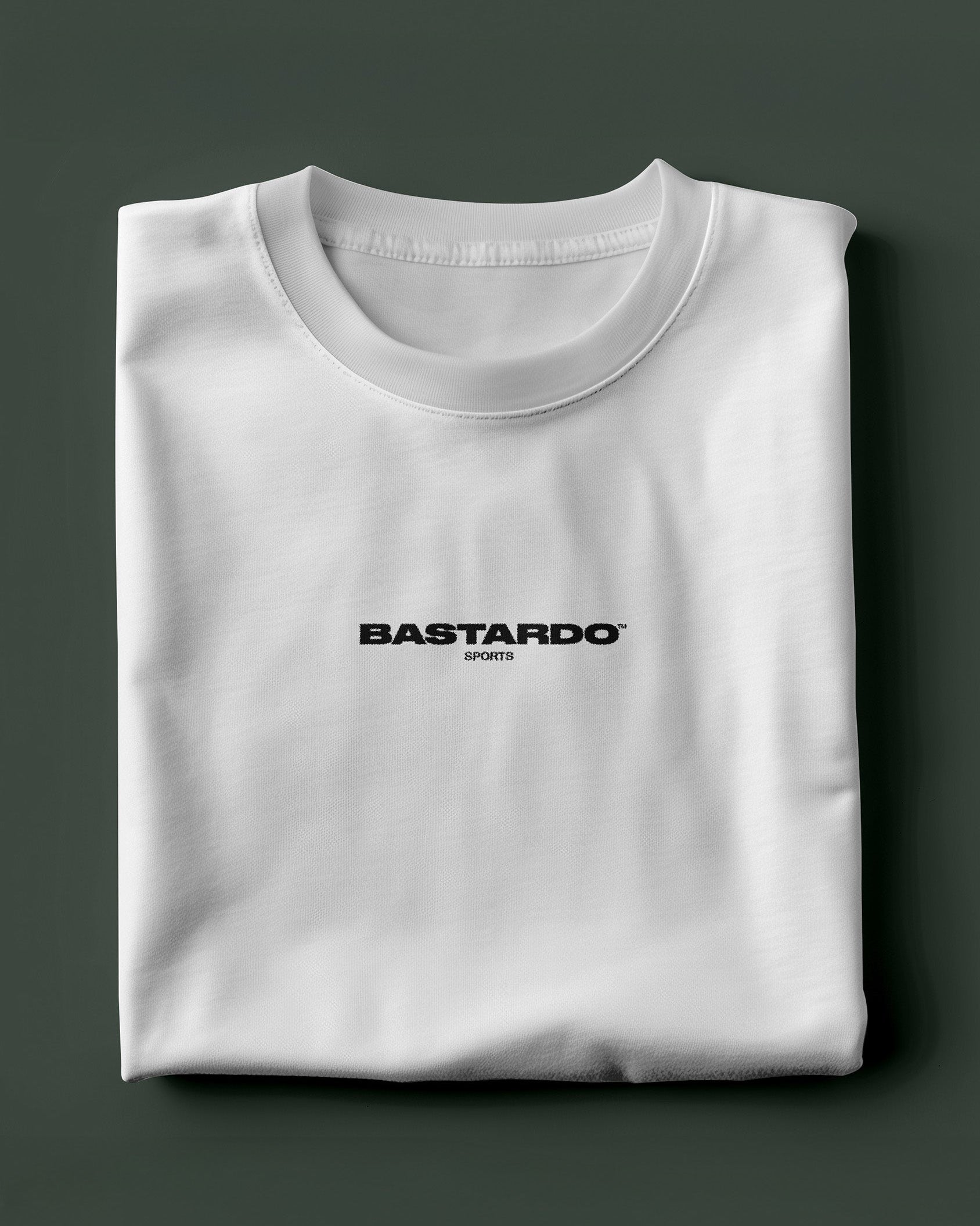 “B” logo tee white